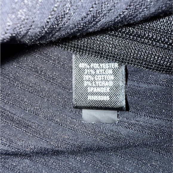 Express Black Button-Up Pleated Blouse with pockets, Large - Picture 7 of 9